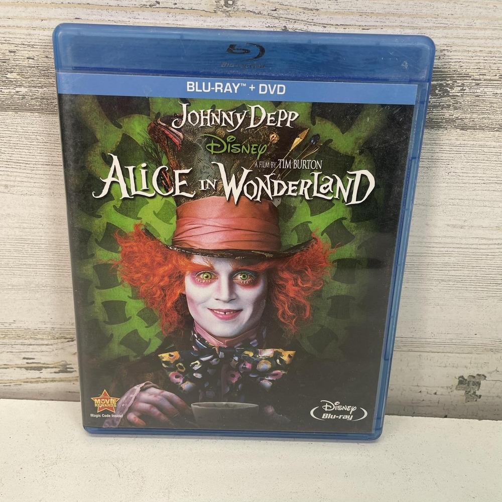 Disney Alice In Wonderland Blu-ray + DVD 2-Disc Combo Johnny Depp 2010